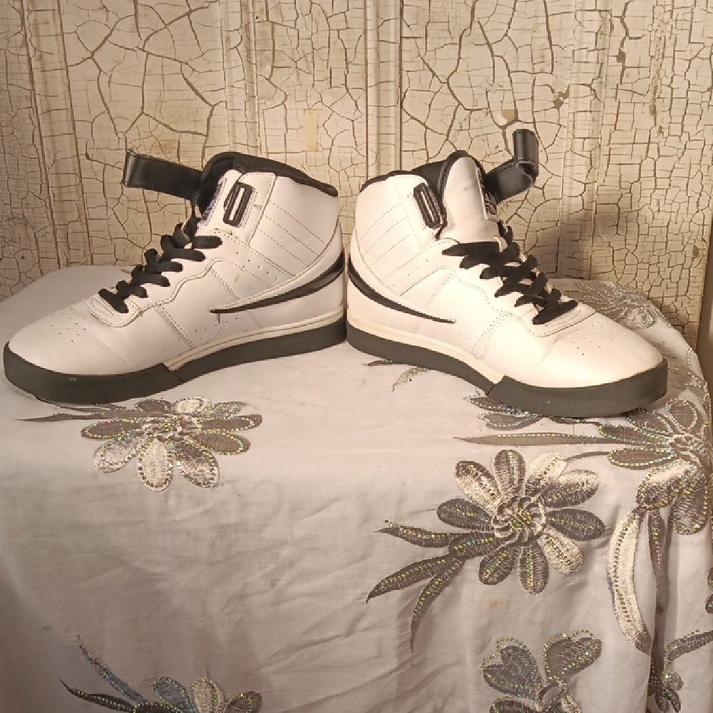 Fila Black and White High-Top Sneakers - Picture 3 of 12